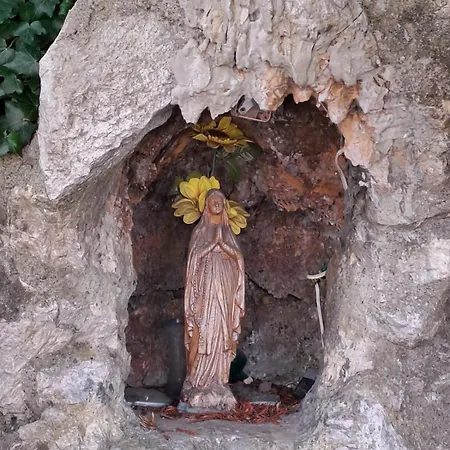 ベッド・アンド・ブレックファスト Bed & Breakfast Bellagio 3*